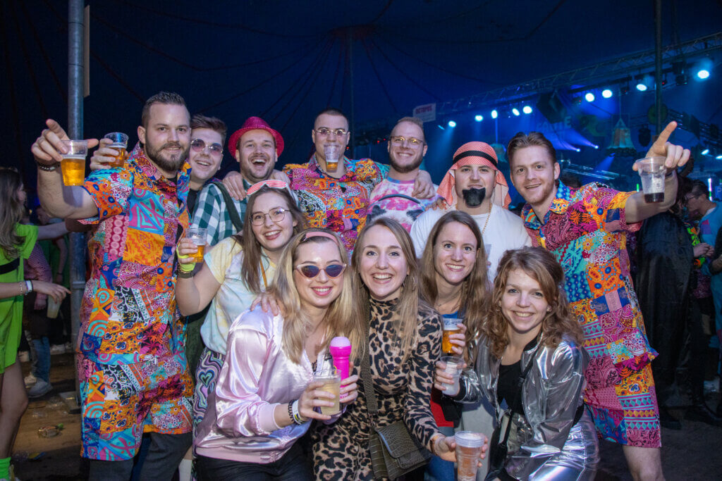 feestfotografie van het fautefeest groepsfoto